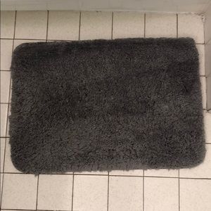 Grey bath mat! Great condition!